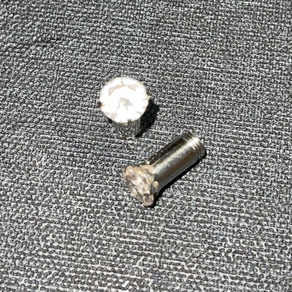 Ear gauges - Picture 2 of 4